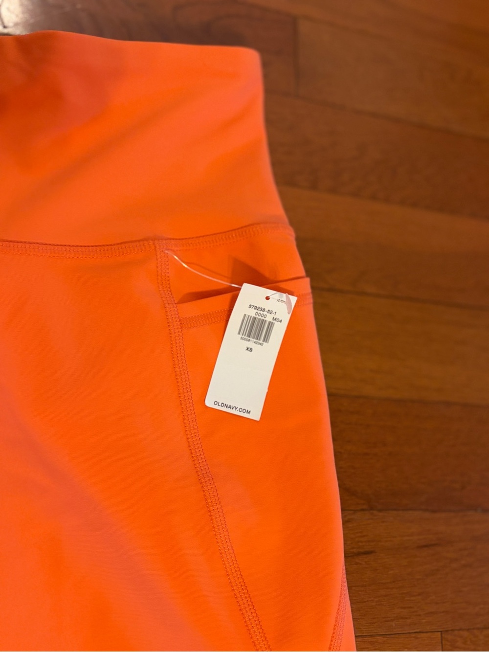 Old Navy Bright Orange High-Waist Bike Shorts with Side Pockets NWT - Picture 3 of 6